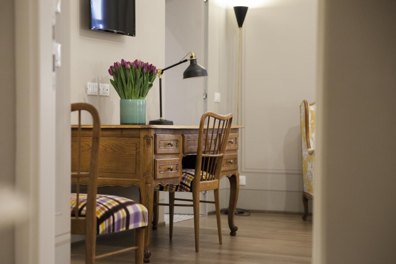 Casa Fabbrini Fancy Suites โรม ภายนอก รูปภาพ